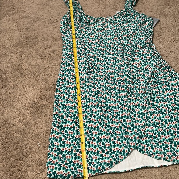 NWT LUSH Green Floral Dress Size L - Picture 10 of 13